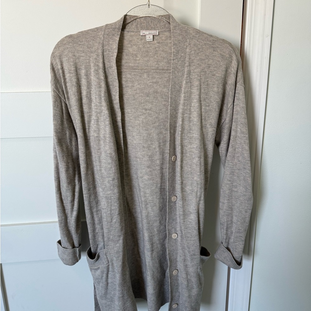 Women’s Gray Sweater Cardigan